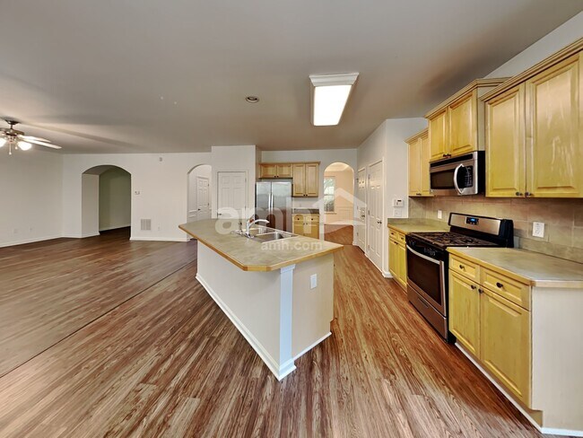 Photo - 258 Harmony Lake Dr