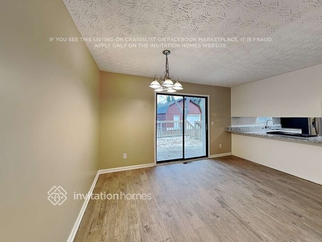 Photo - 258 Palms Ln SW