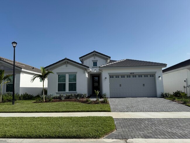 14212 Spruce Pne Dr