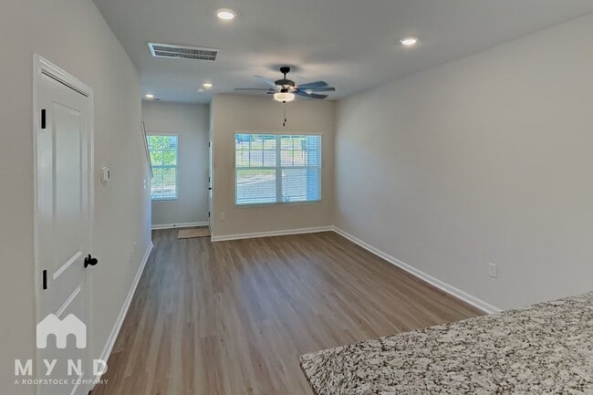 Photo - 1286 Principal Featherstone Ave