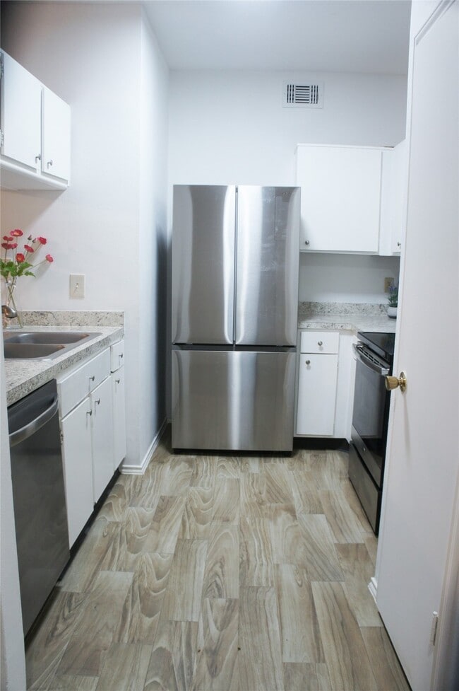 Photo - 2023 Gentryside Dr Unit 109