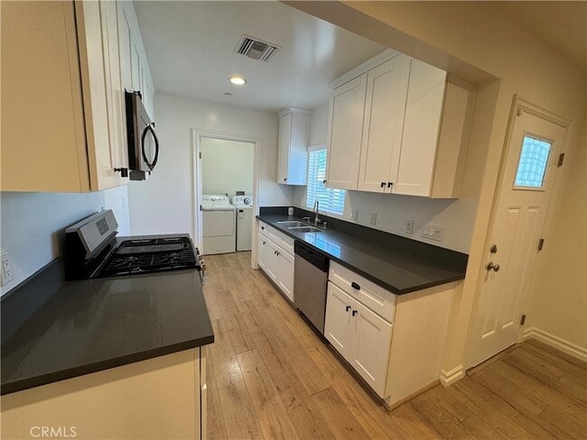 Photo - 2304 N Catalina St