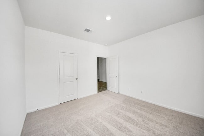 Photo - 10304 Malta Trce Dr