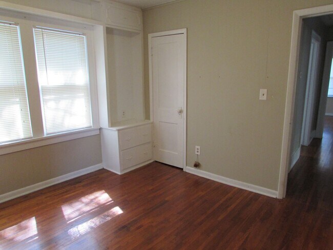Photo - Charming home and It's close to TU, Cherry...