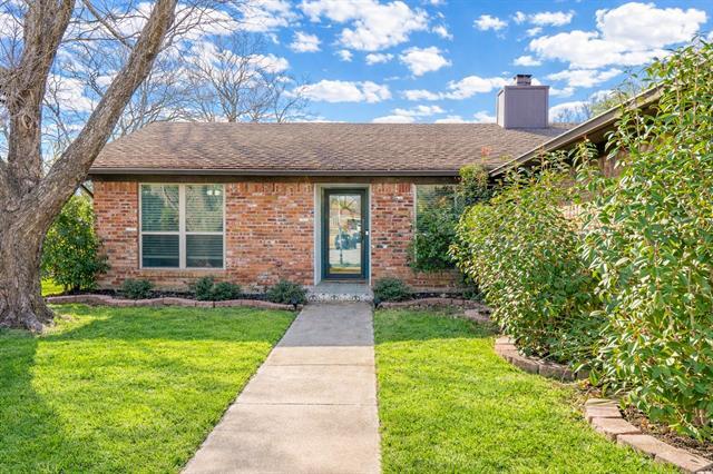 Photo - 2413 Meadow Ct