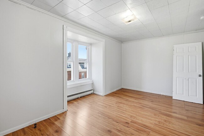 Photo - 534 N Law St Unit 3