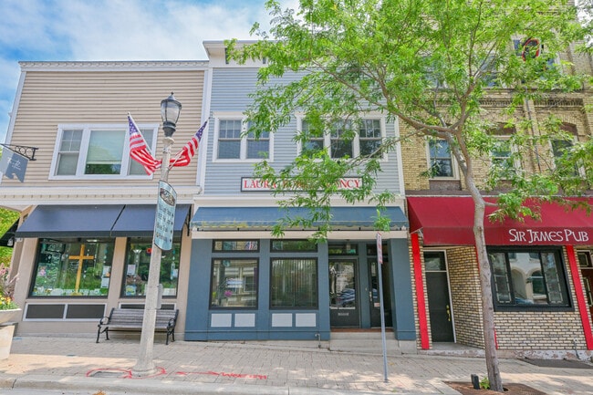 Building Photo - 320 N Franklin St Unit 320 N Franklin St, 2nd Floor Apt