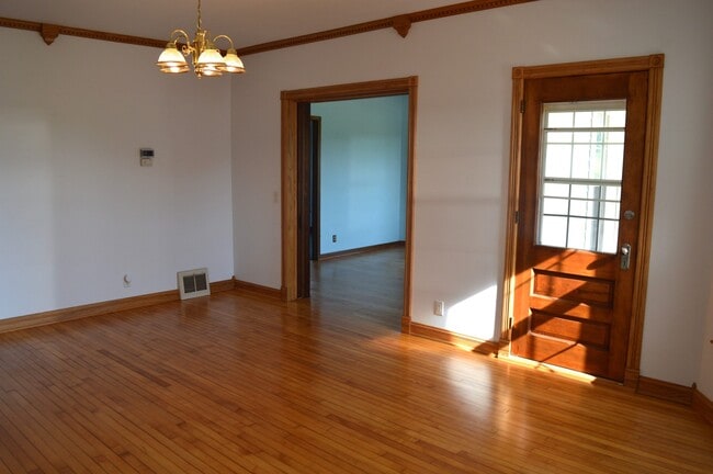 Photo - 7485 County Road K