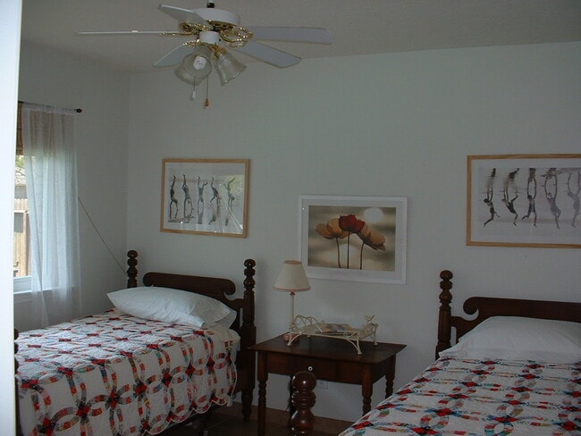 Photo - 2211 Dublin Dr