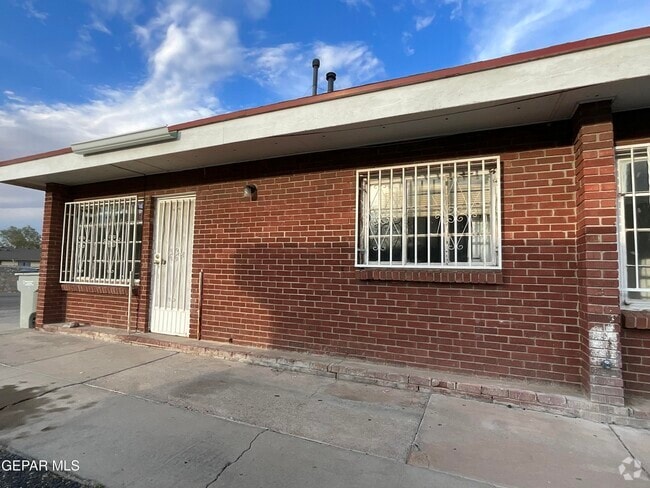 Building Photo - 3812 Hayes Ave Unit A Rental