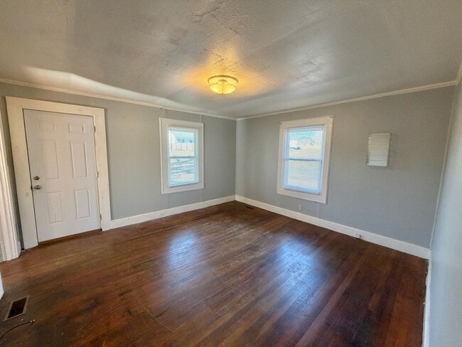 Photo - Statesville - Cool Springs - 2BD / 1 BA