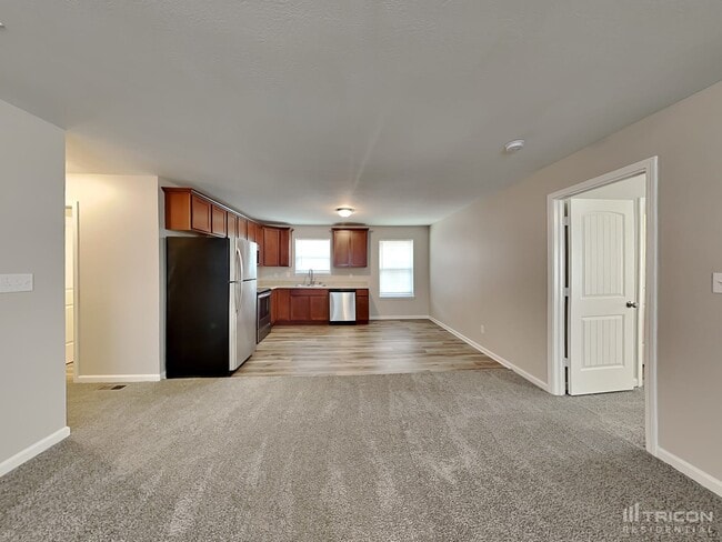 Photo - 906 W Clinton St