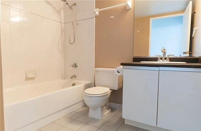 Photo - 1020 Warburton Ave