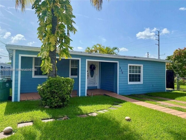 Building Photo - 430 NW 60th Ave