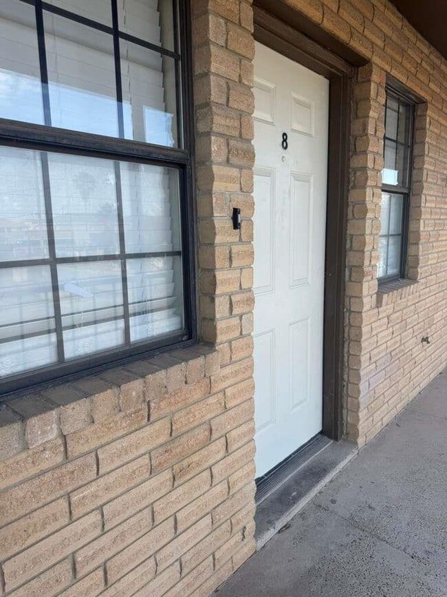 Photo - 4020 Loring Ave Unidad 8