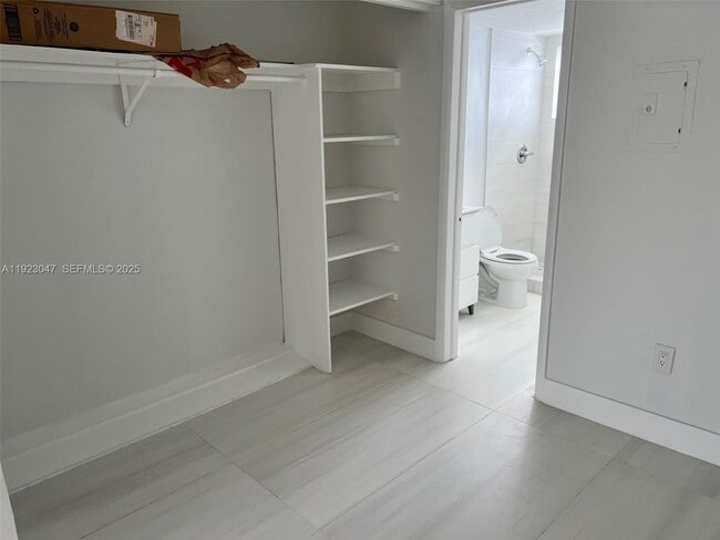 Photo - 944 Meridian Ave Unidad 10