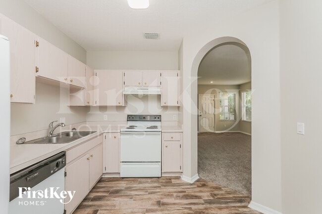 Photo - 1044 Lake Shore Ranch Dr