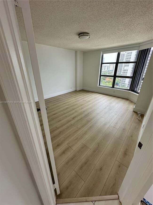 Photo - 3530 Mystic Pointe Dr Unit 1213