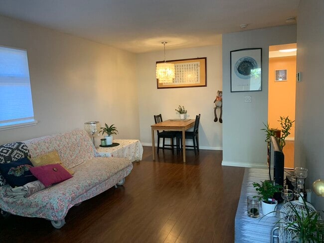 Photo - 1182 W 7th Ave