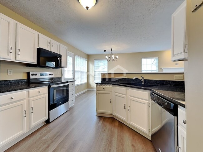 Photo - 6493 Lorinda Dr