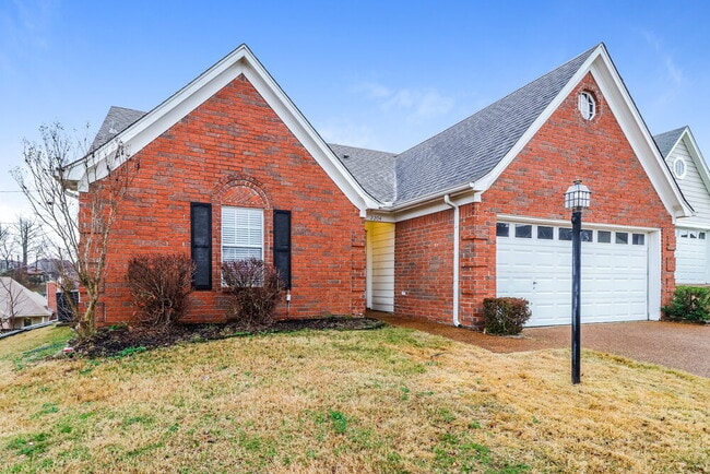 Photo - 2204 Stone Stream Dr