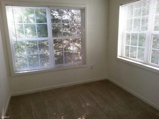 Photo - 4 br, 4 bath Condo - University Woods Univ...