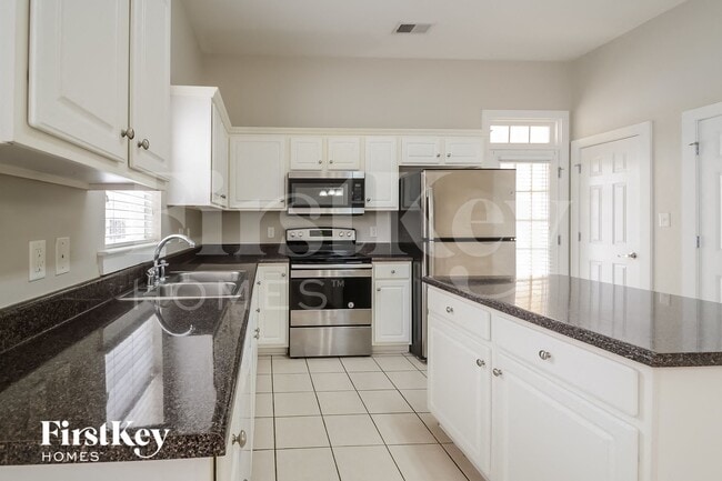 Photo - 4587 Clubview Dr