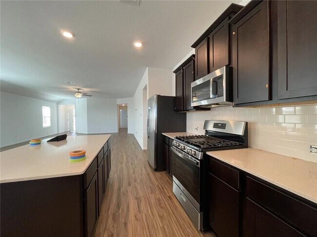 Photo - 216 Arnage Dr