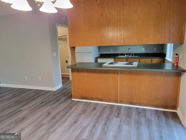 Photo - 6205 Sweetgum Trail