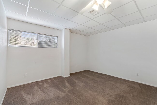 Bedroom - Nueces Flats Apartments