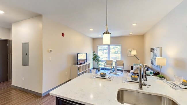 Photo - University Square North