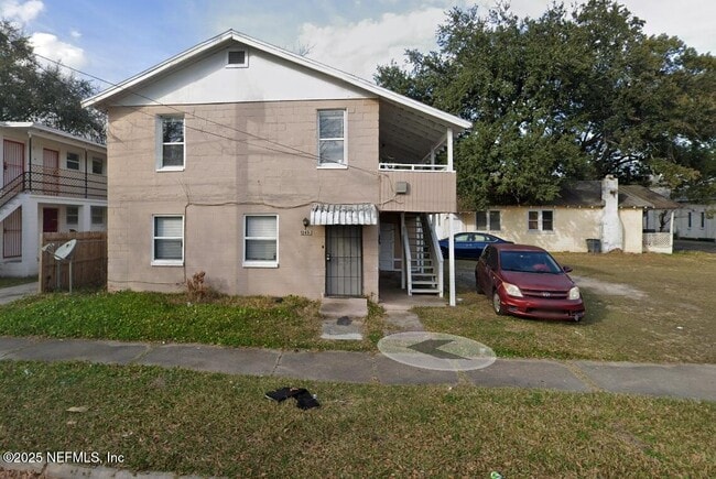 Building Photo - 1243 W 25th St Rental