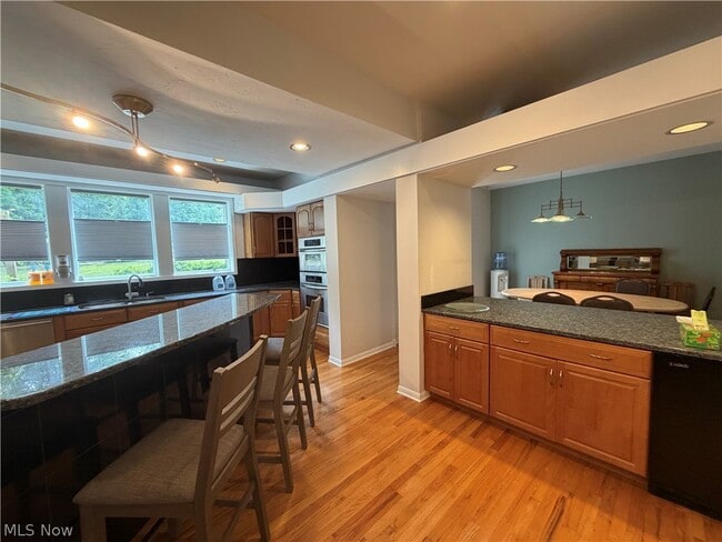 Building Photo - 2455 Buckhurst Dr
