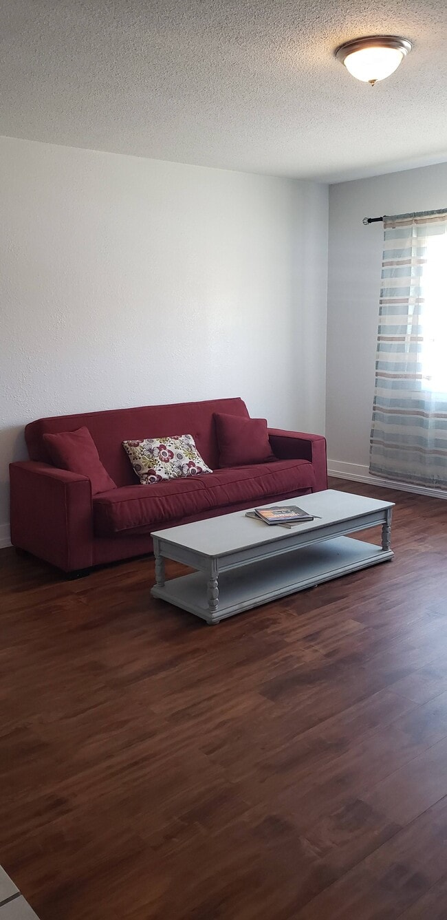 Photo - 3195 White Cir