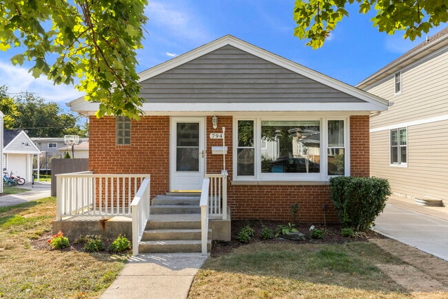 Photo - 794 Fairfield Ave