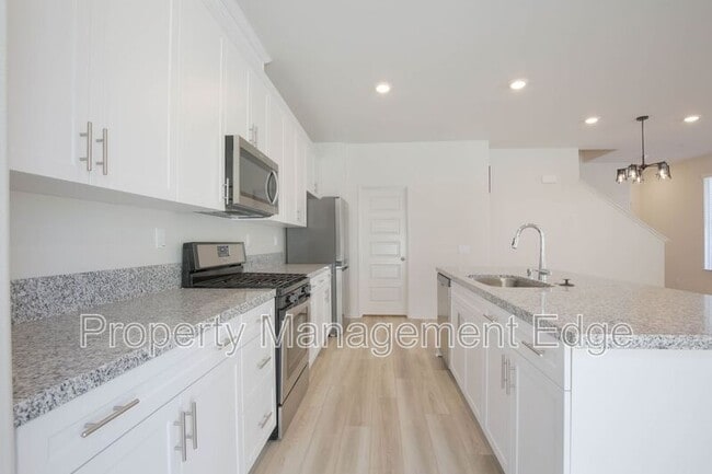 Photo - 40268 Birchfield Dr