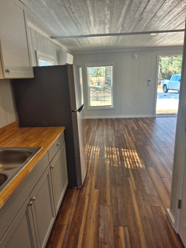 Photo - 910 Backwoods Rd