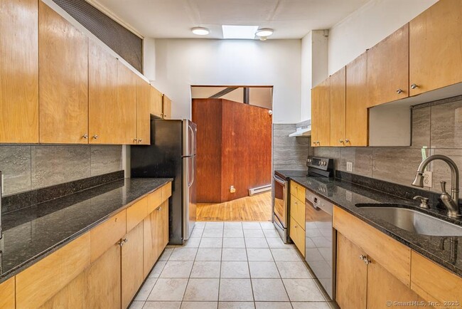 Photo - 141 Gurleyville Rd