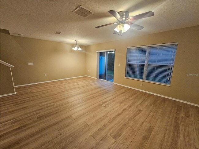 Photo - 622 Old Pine Ct