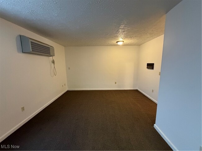 Photo - 4107 Orchard Dale Dr NW Unit 1