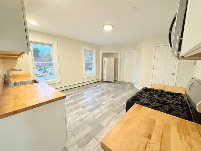 Photo - 116-118-118 Lawrence St Unidad 2