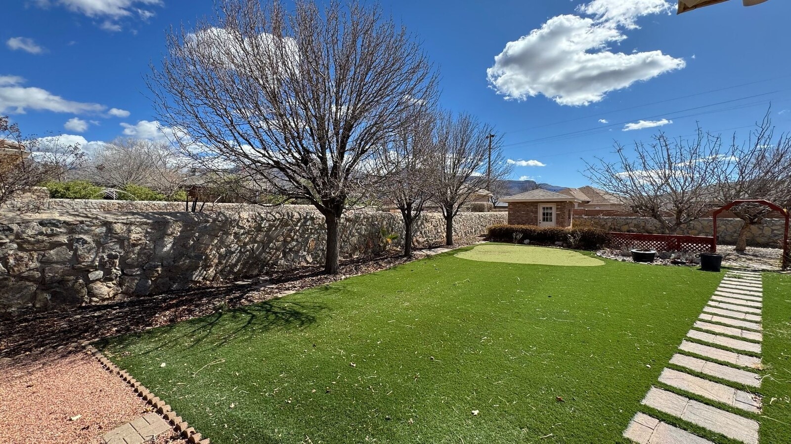 Photo - Spacious 3 bedroom 2 bath with Large Backyard