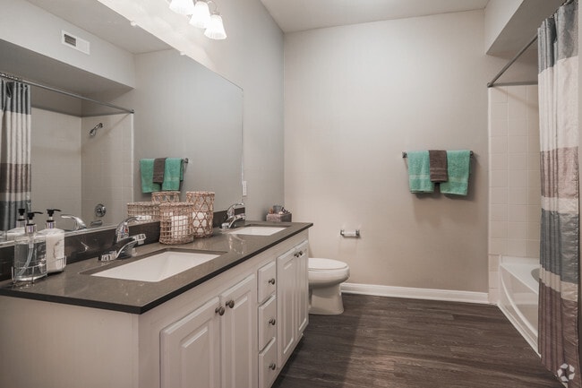 2HAB, 1BA - Milano - Broadleaf Apartments