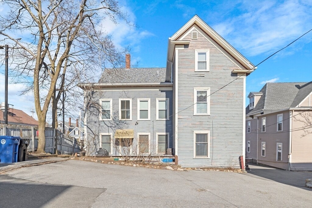 Photo - 143 North St (Salem, MA)