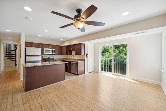 Building Photo - 2129 N 17th St Unit C