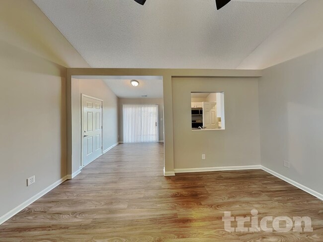 Photo - 4438 Fawnbrook Ave SW
