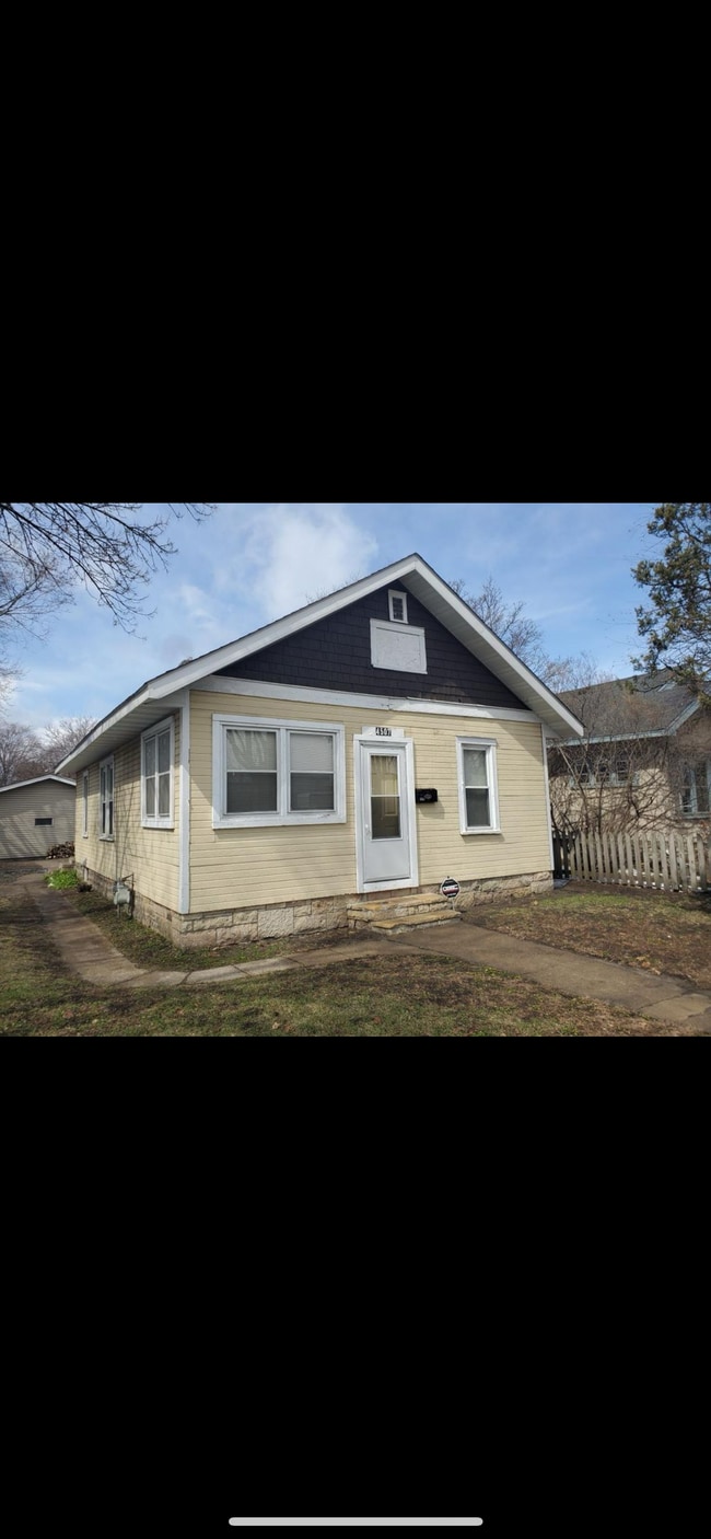 Photo - 4507 Camden Ave N House