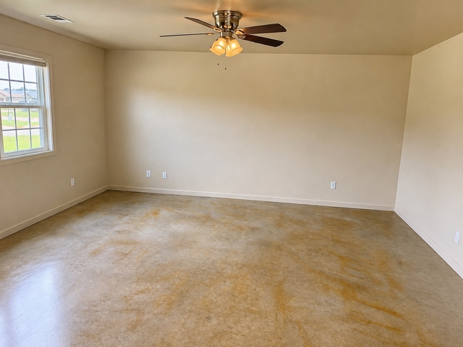 Photo - 306 Allyson Dr
