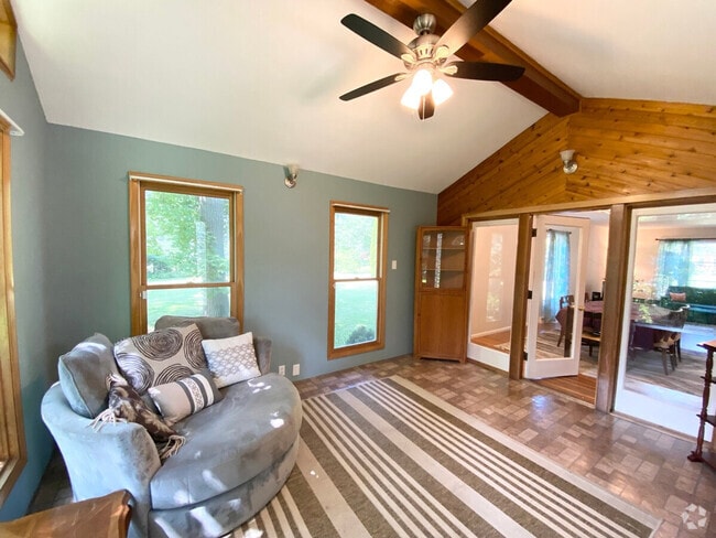 Building Photo - 15681 Wyatt Rd Rental