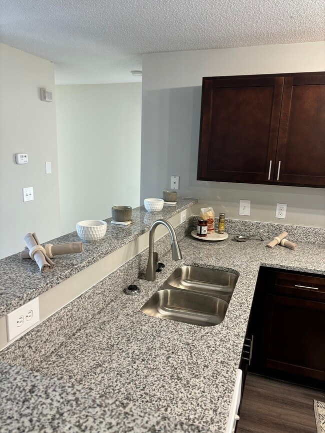 Venus Kitchen